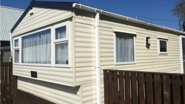 Static caravan 650x400